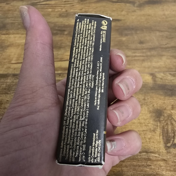 New Jafra Treatment Lipstick - Picture 7 of 10